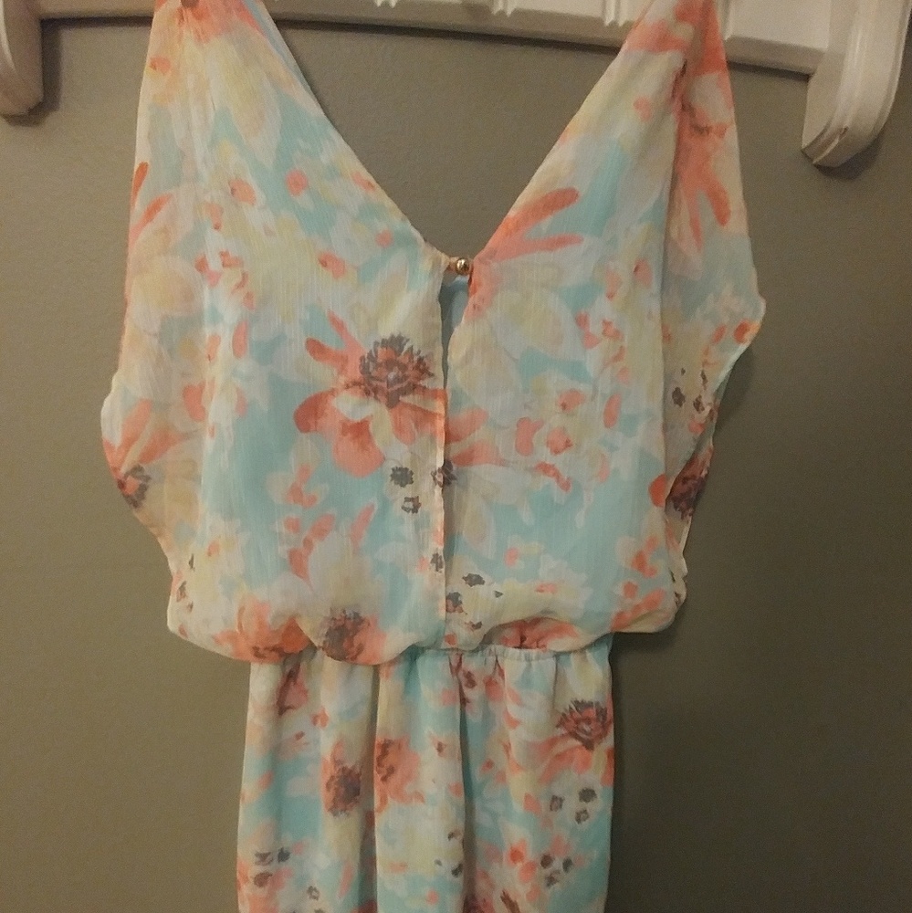 CUTE FLORAL FLOWY DRESS